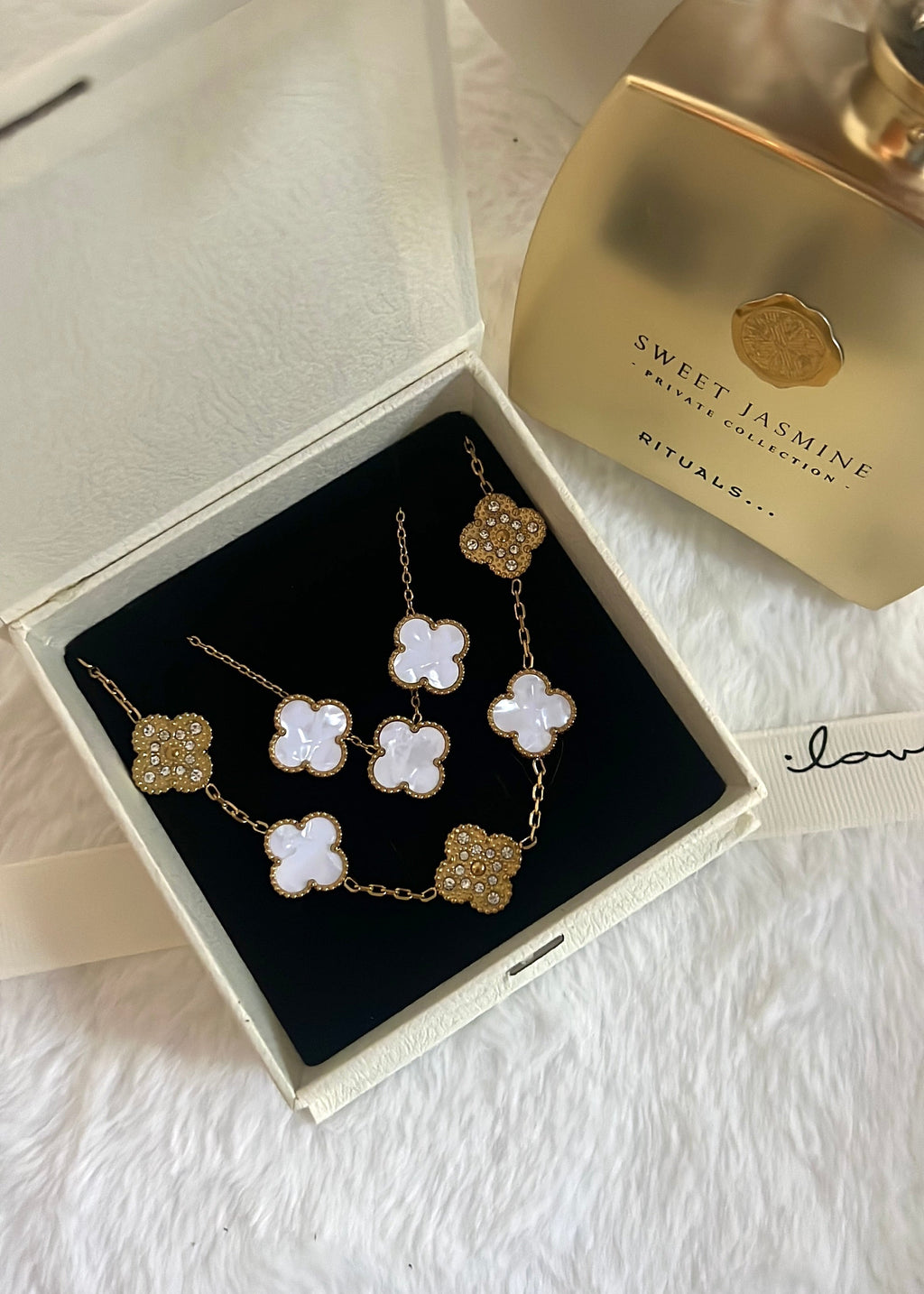 Majesty Jewelry Set Diamond Clover 18K Vergoldet Gold