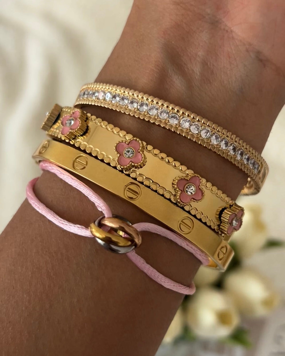 Majesty Jewelry Diana Armreif 18K Vergoldet 6 cm