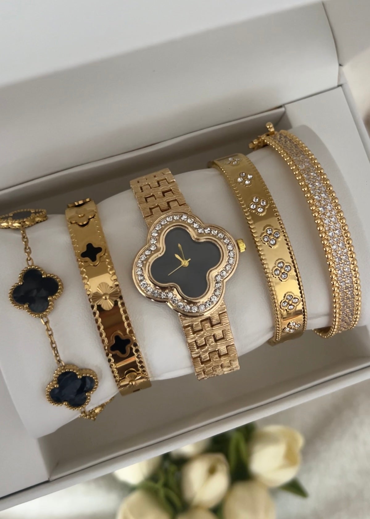 Majesty Jewelry Clover Schmuckset 18K Vergoldet Gold